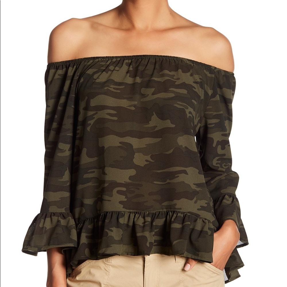 Sanctuary Julia Camo Print Off-the-Shoulder Blouse